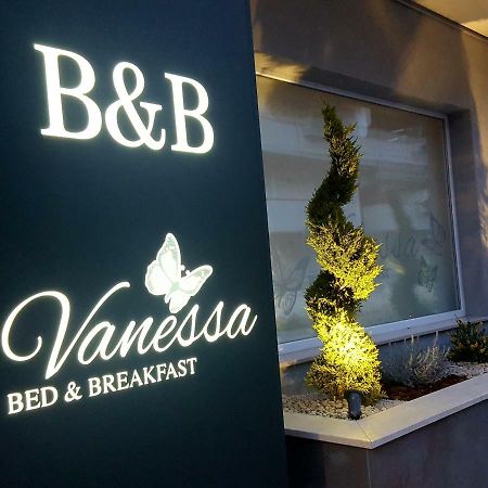 B&B Vanessa Alba Adriatica Esterno foto
